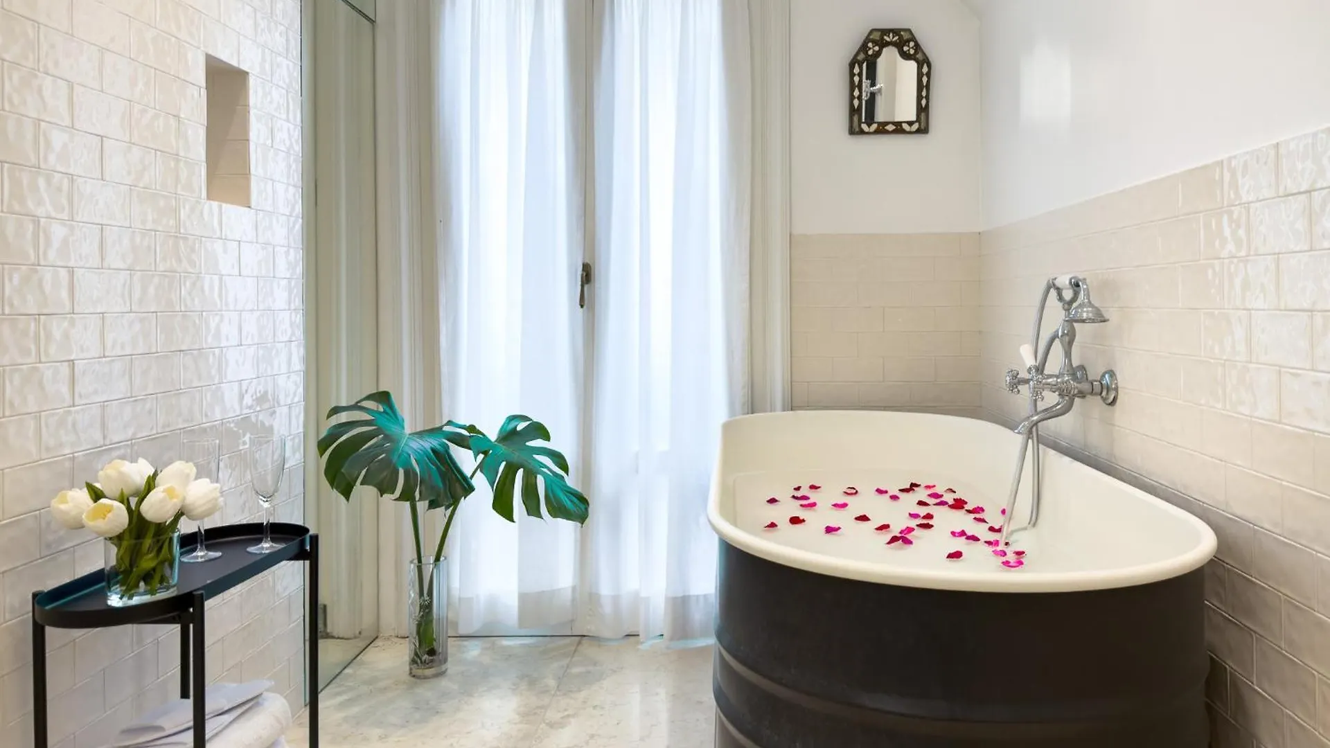 Case Ospitali, Ks-Suites ミラノ イタリア