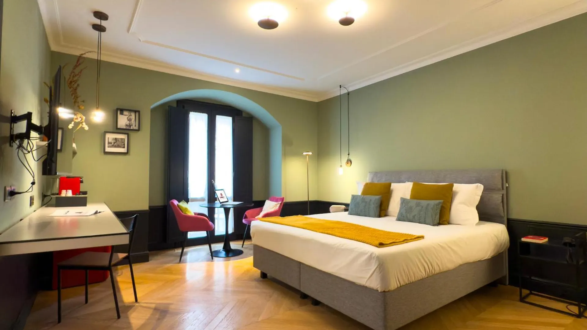 Case Ospitali, Ks-Suites ミラノ